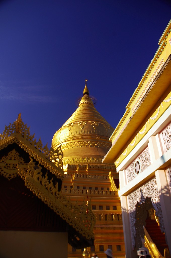 Yangon: Zum Abschluss nochmal ein Blick auf die Shwedagon Pagode